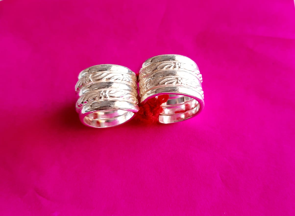 Fancy Toe Ring ( Golden) – Laxmi Pearls